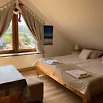Δωμάτια σε οικογενειακή κατοικία Bialy Dom *