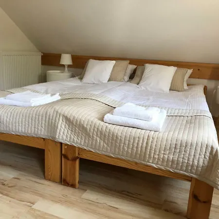 Homestay szállás Bialy Dom Białogóra