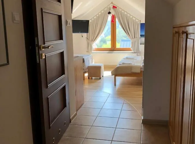 Rum i privatbostad Bialy Dom Białogóra