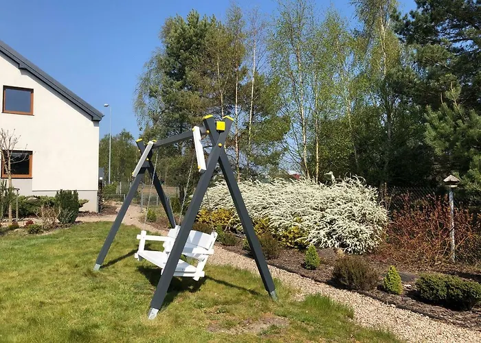 Bialy Dom Rum i privatbostad Białogóra